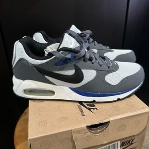 Nike air max correlate